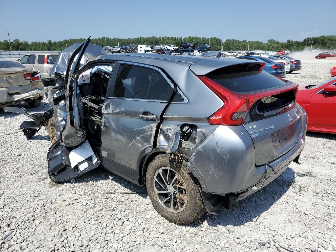 2020 Mitsubishi Eclipse Cross Es - Image 2