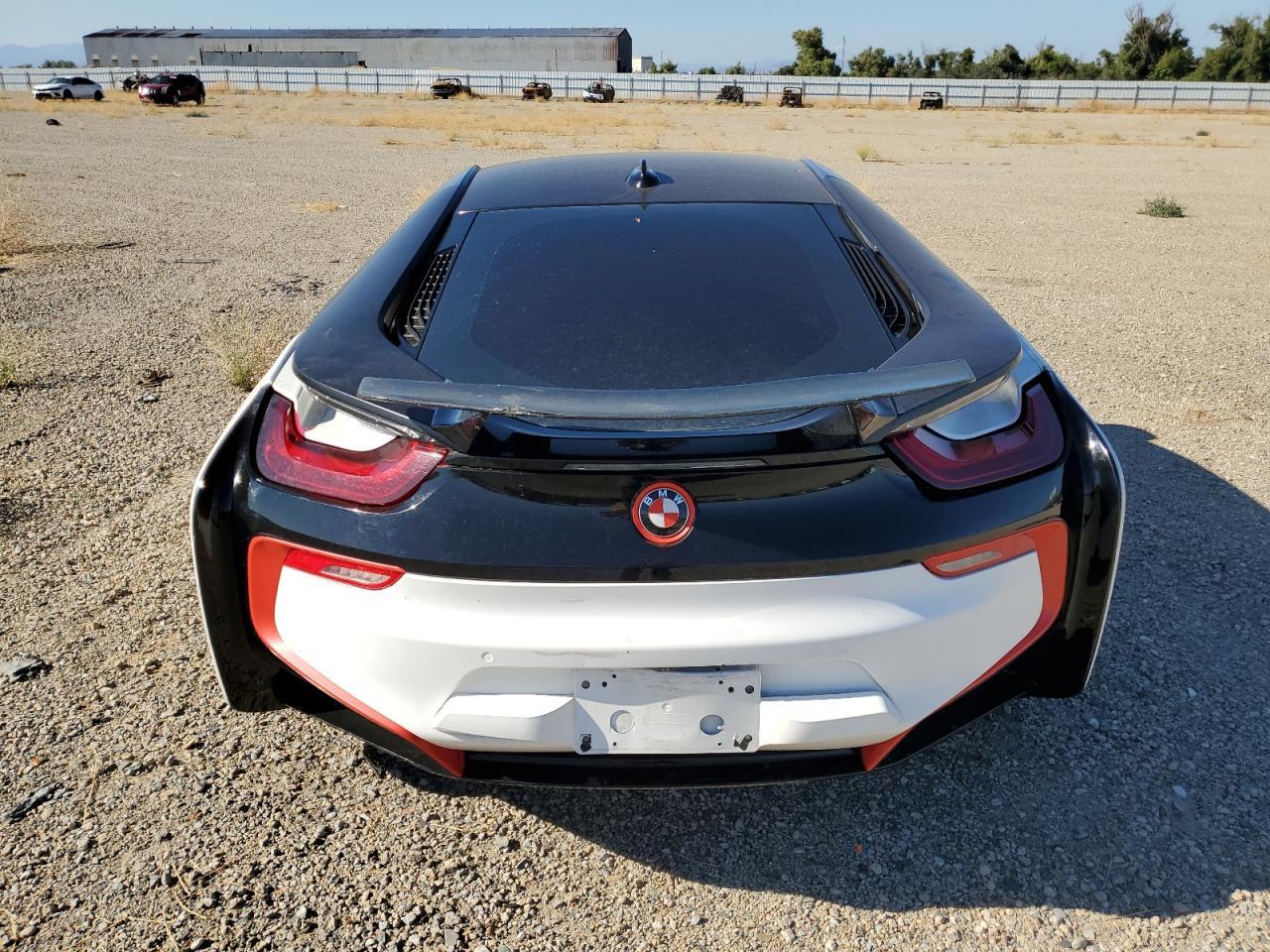 2016 BMW I8 - Image 6