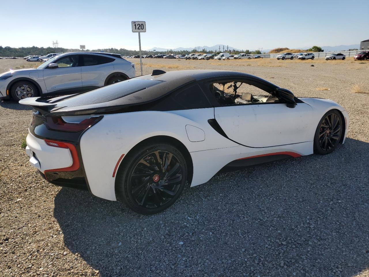 2016 BMW I8 - Image 3