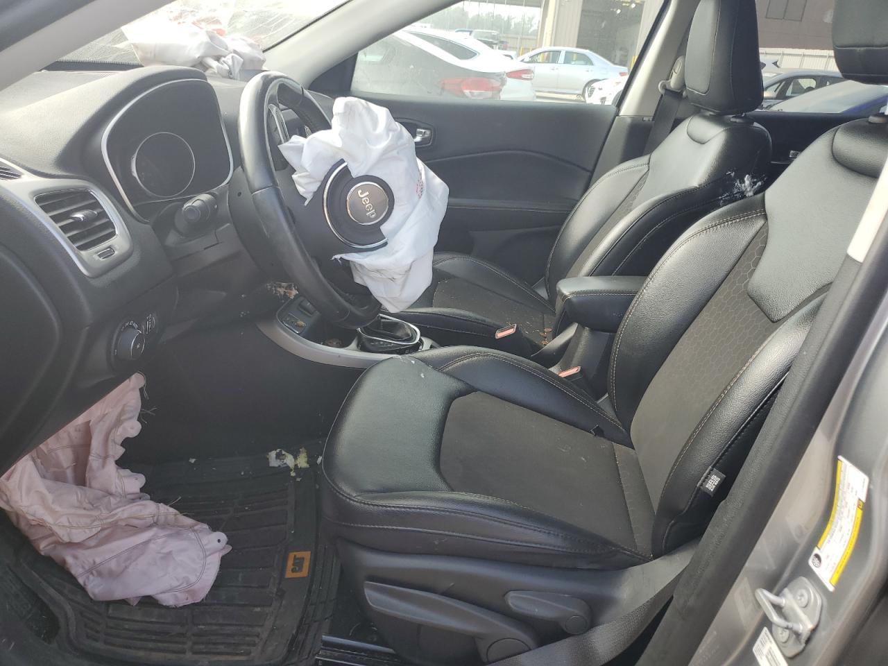 2020 Jeep Compass Latitude - Фото 7