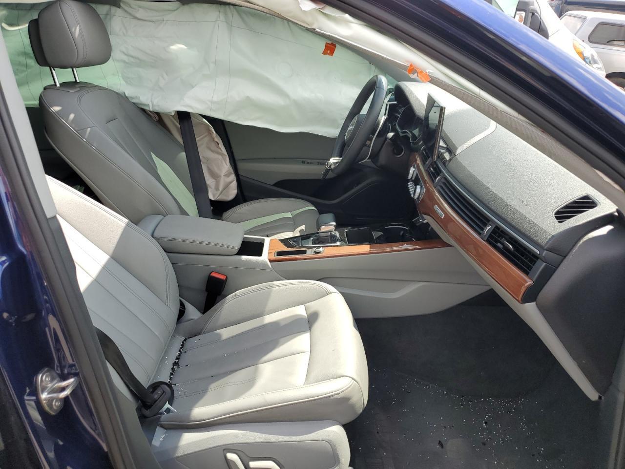 2022 Audi A4 Premium 40 - Фото 7