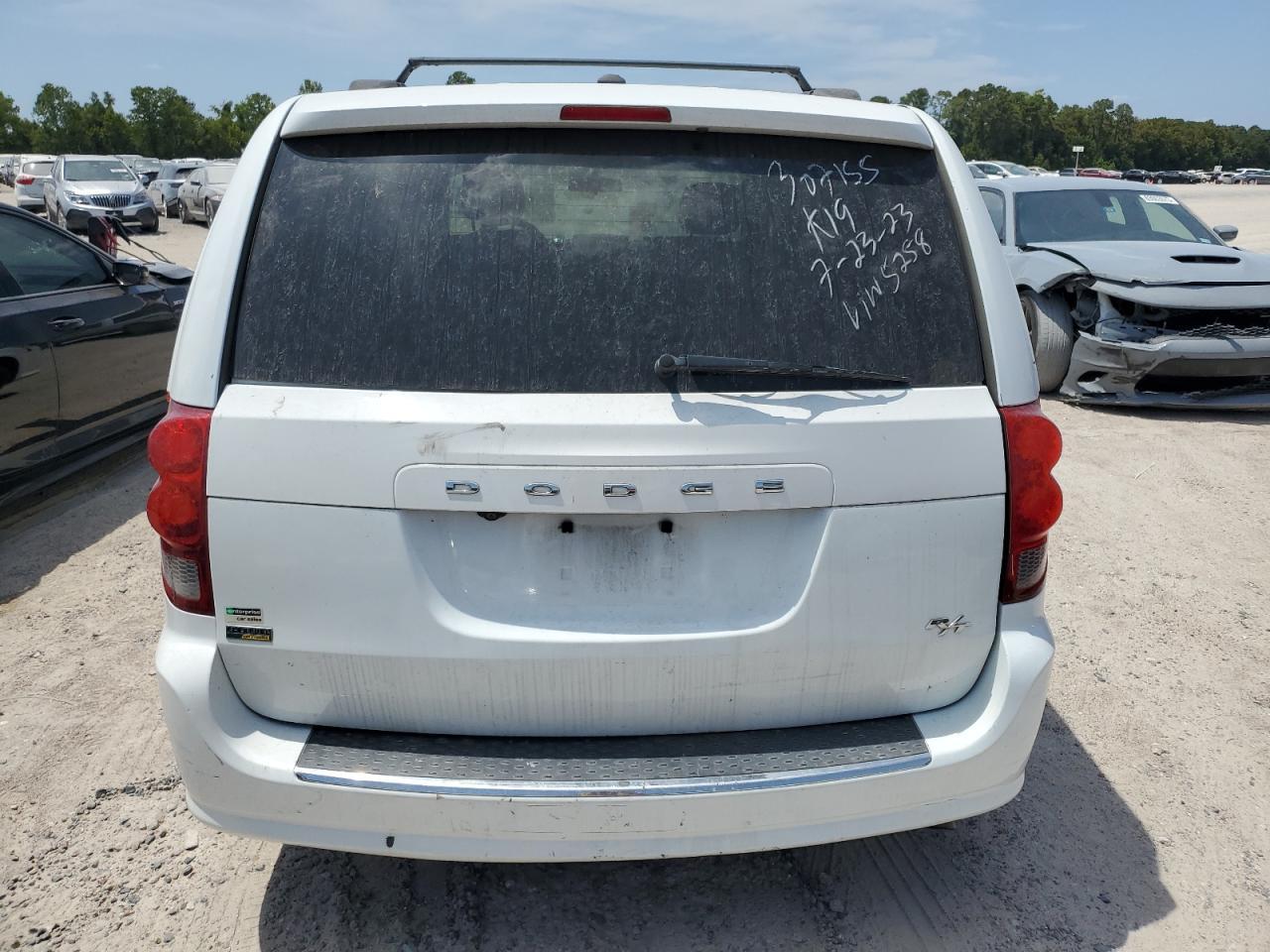 2016 Dodge Grand Caravan R/T - Фото 6