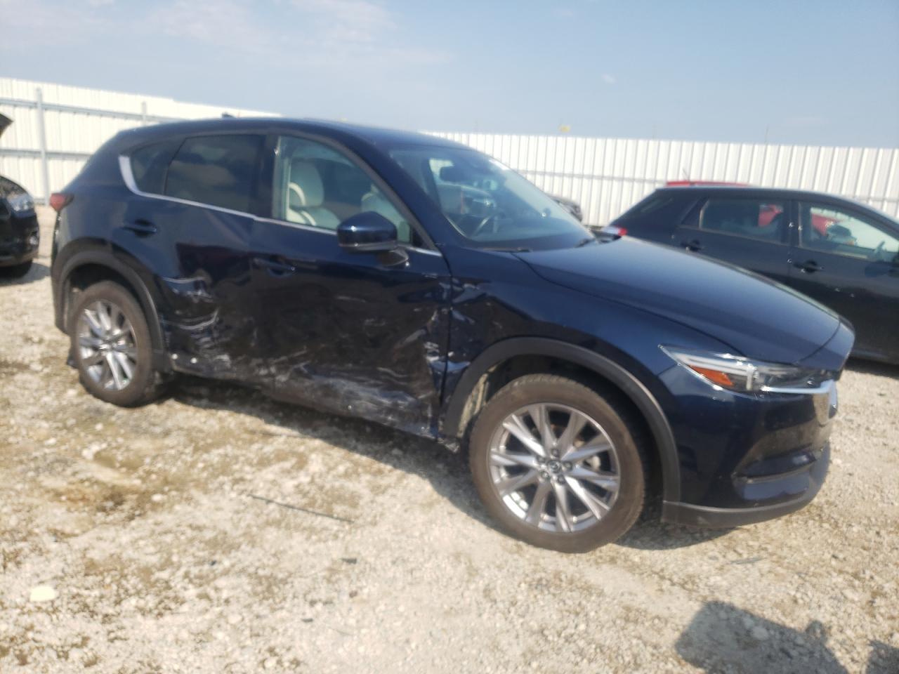 2019 Mazda Cx-5 Grand Touring - Image 4