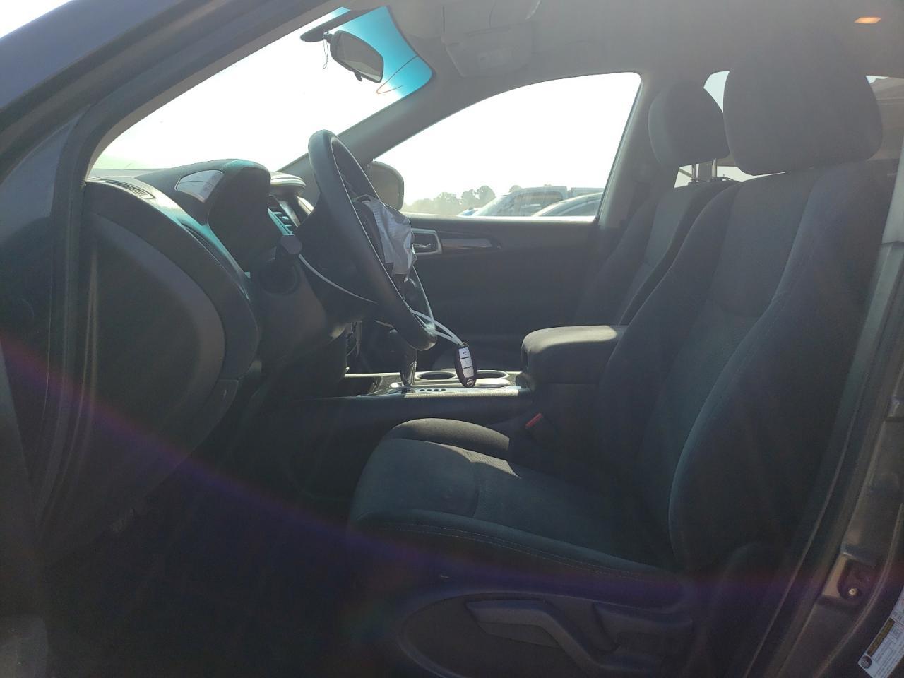 2013 Nissan Pathfinder S - Image 7
