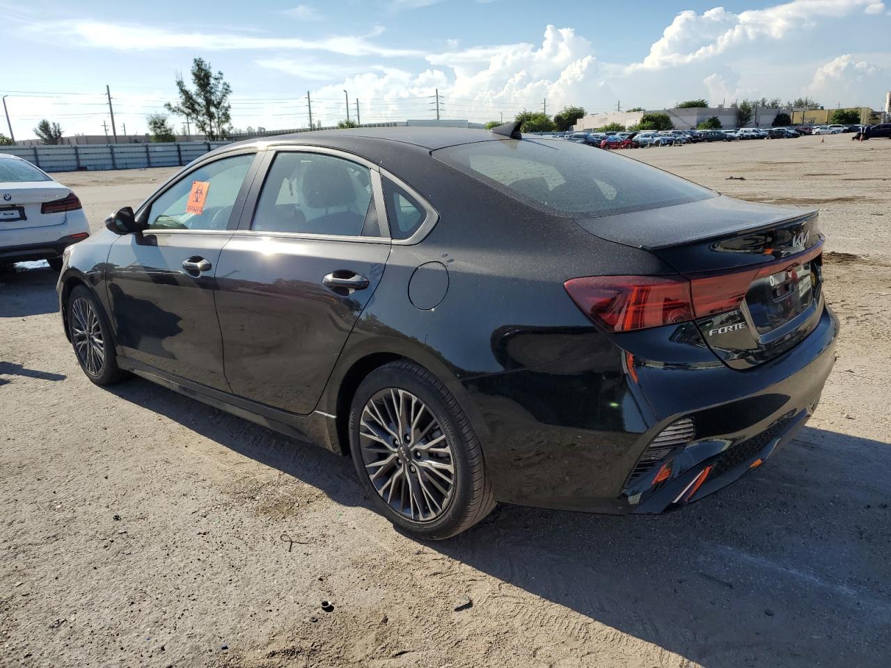 2023 Kia Forte Gt Line - Фото 2