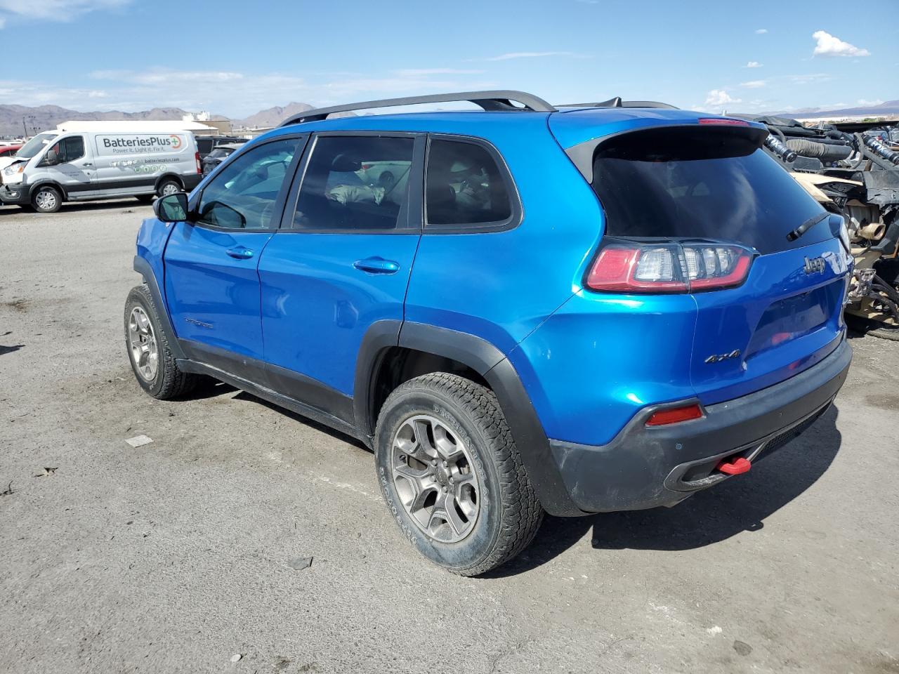 2020 Jeep Cherokee Trailhawk - Фото 2