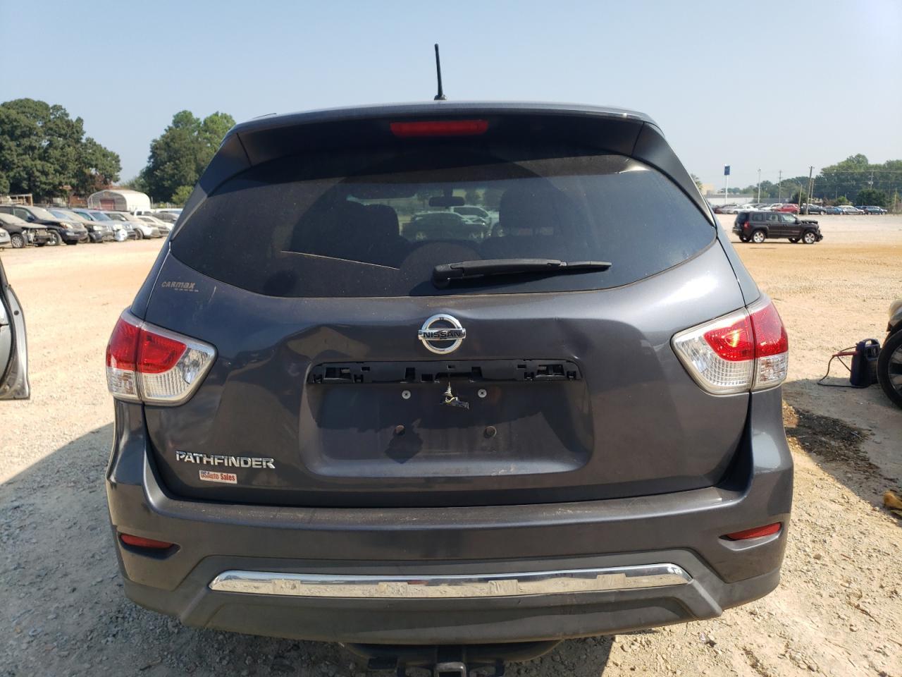 2013 Nissan Pathfinder S - Image 6