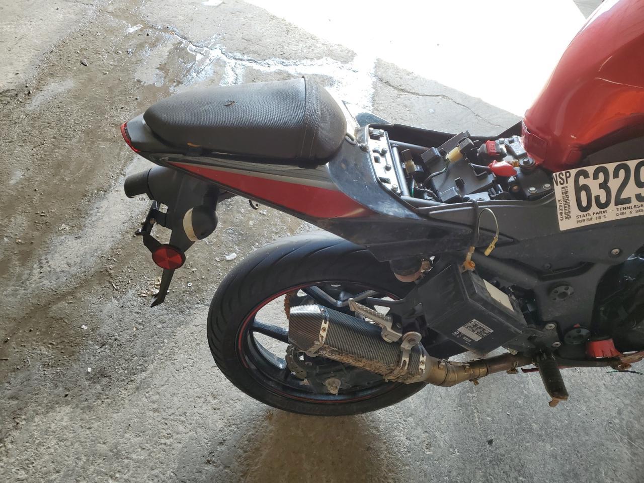 2010 Kawasaki Ex250 J - Фото 6
