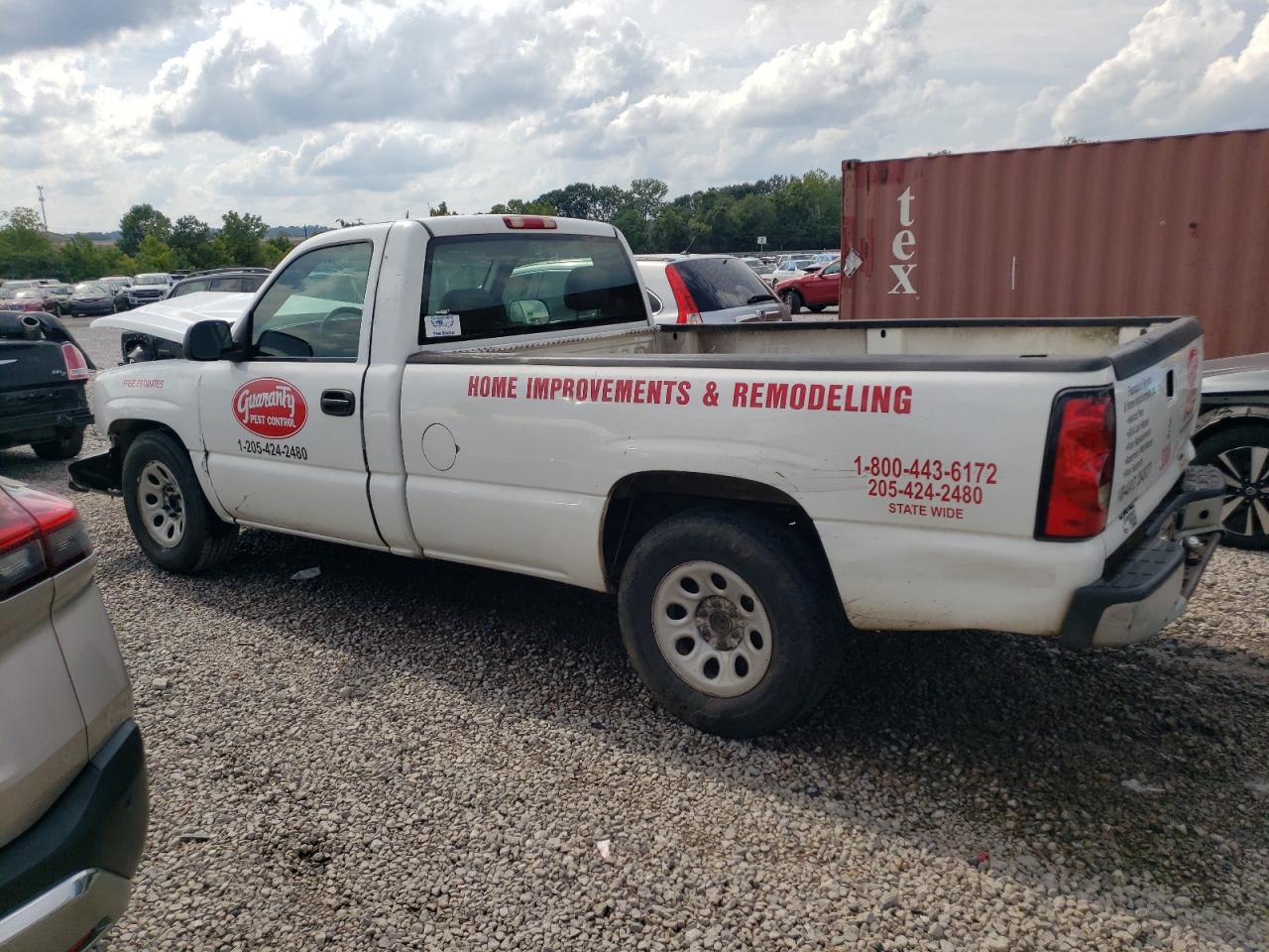 2007 Chevrolet Silverado C1500 Classic - Image 2