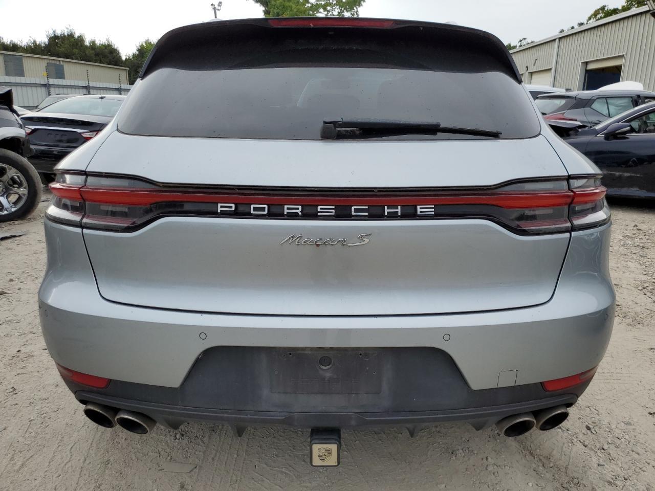 2020 Porsche Macan S - Image 6