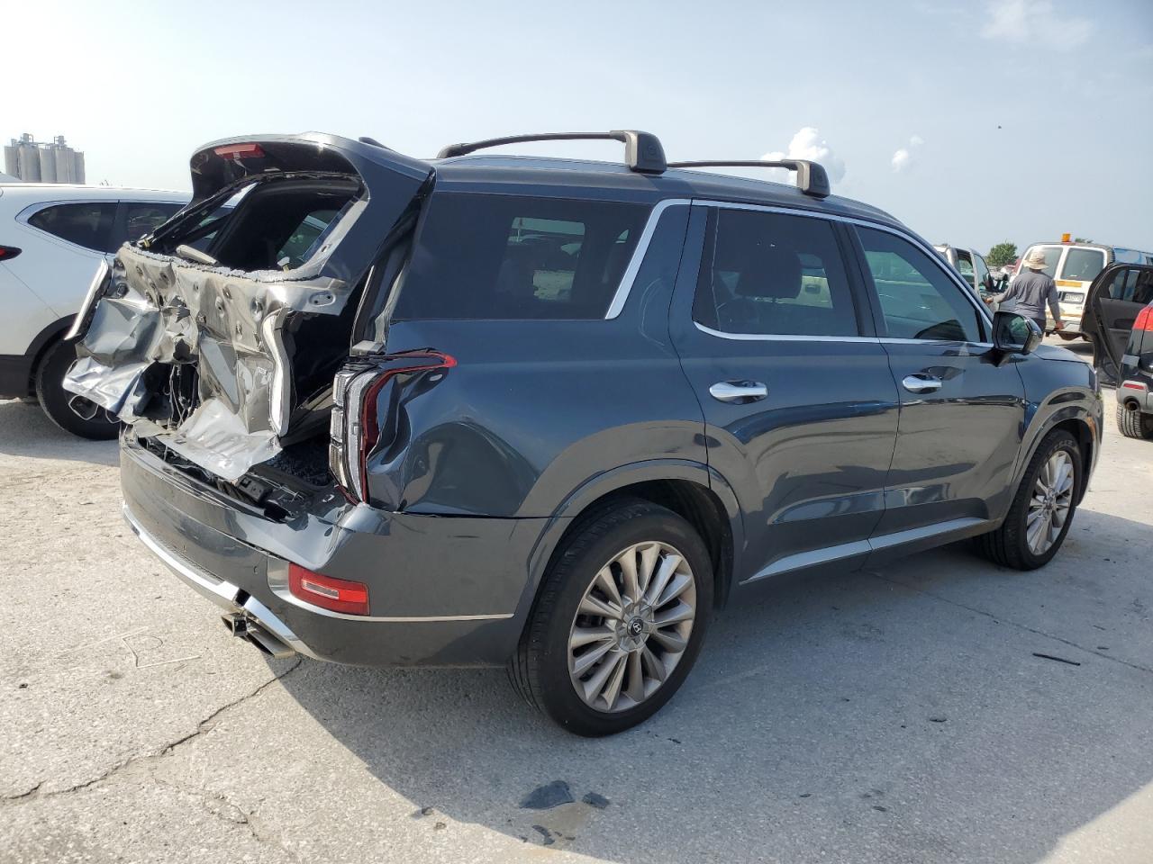 2020 Hyundai Palisade Limited - Image 3