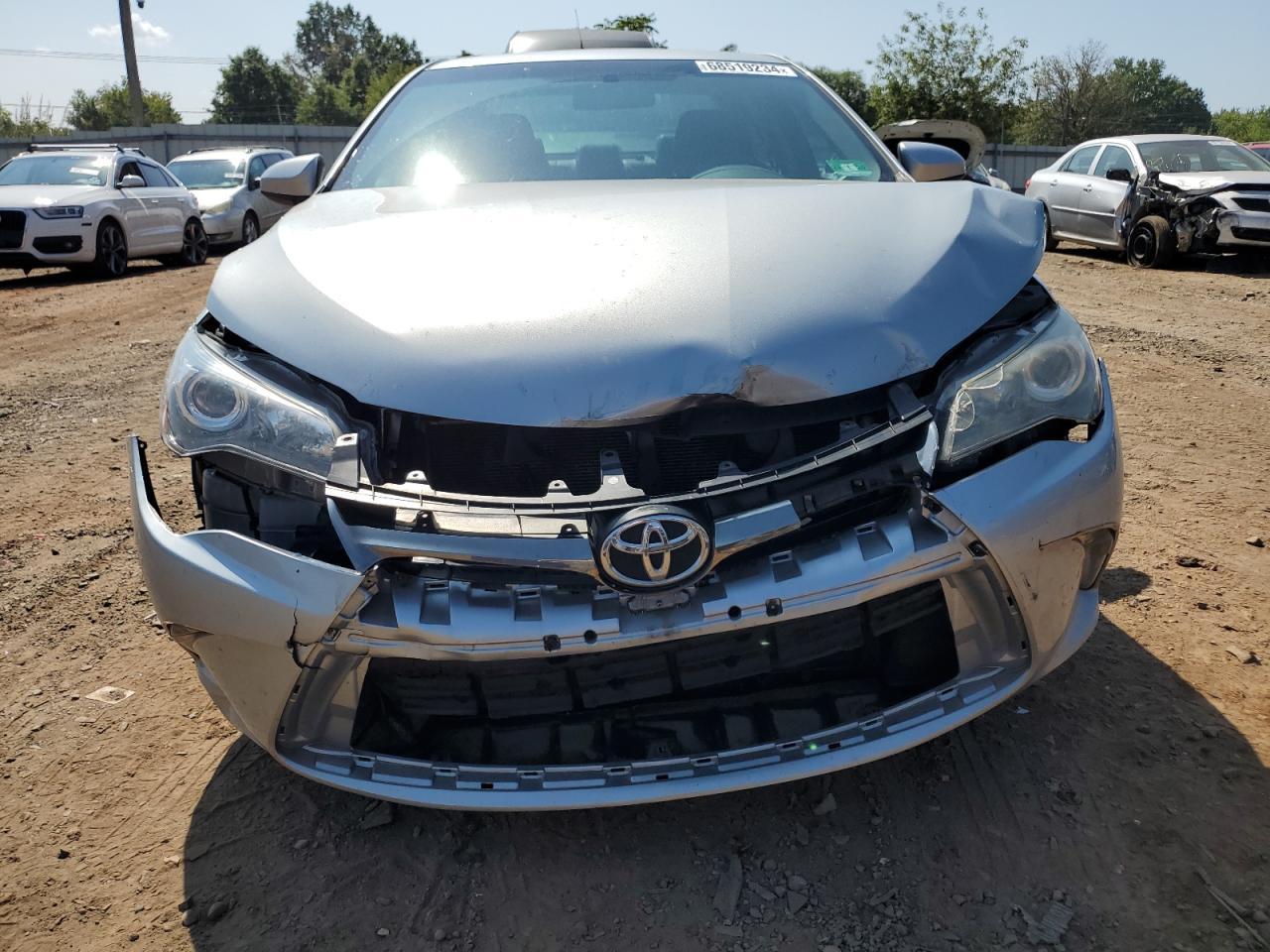 2016 Toyota Camry Le - Фото 5