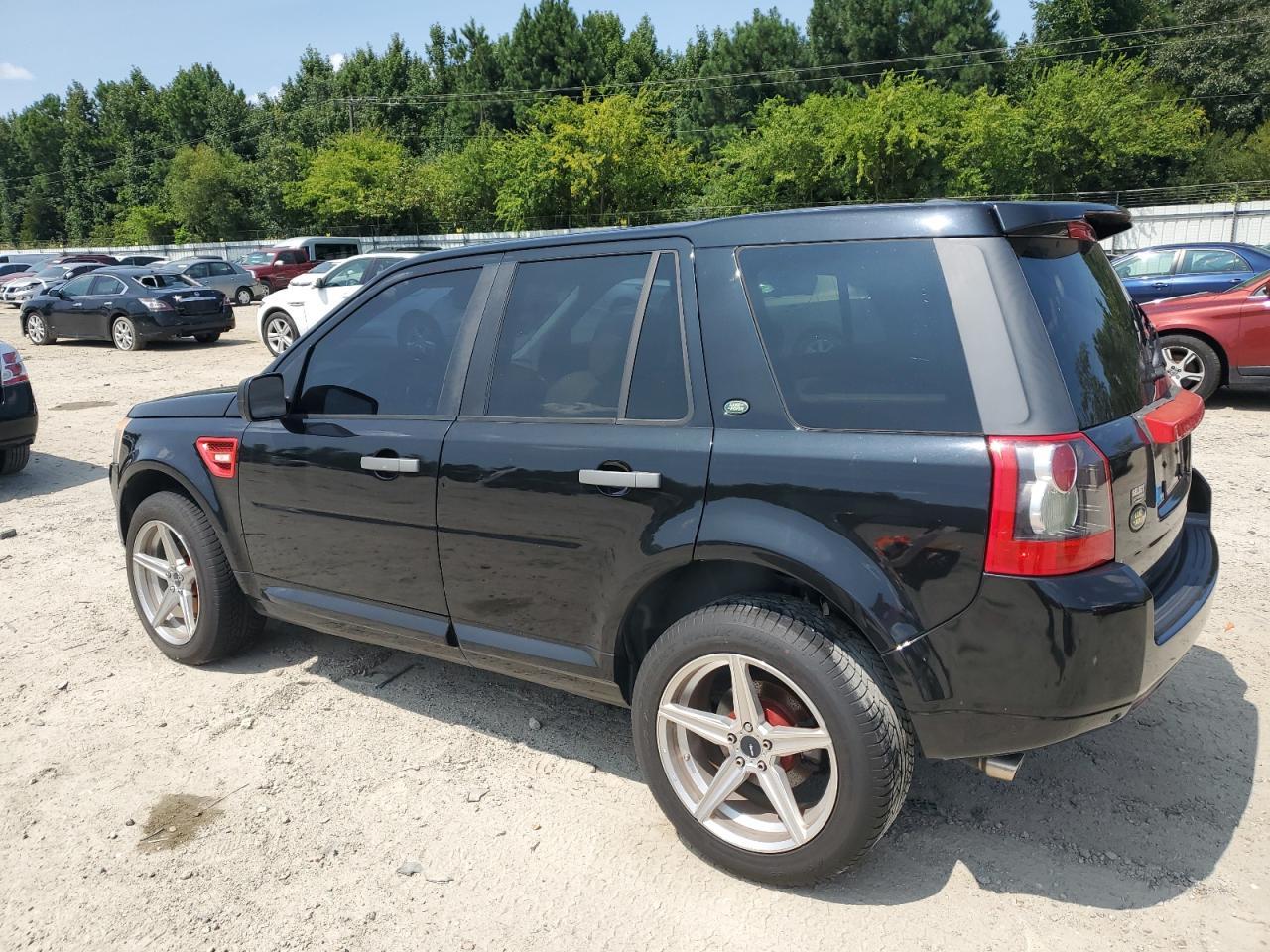 2010 Land Rover Lr2 Hse - Image 2