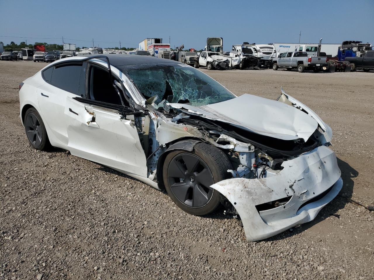 2021 Tesla Model 3 - Image 4