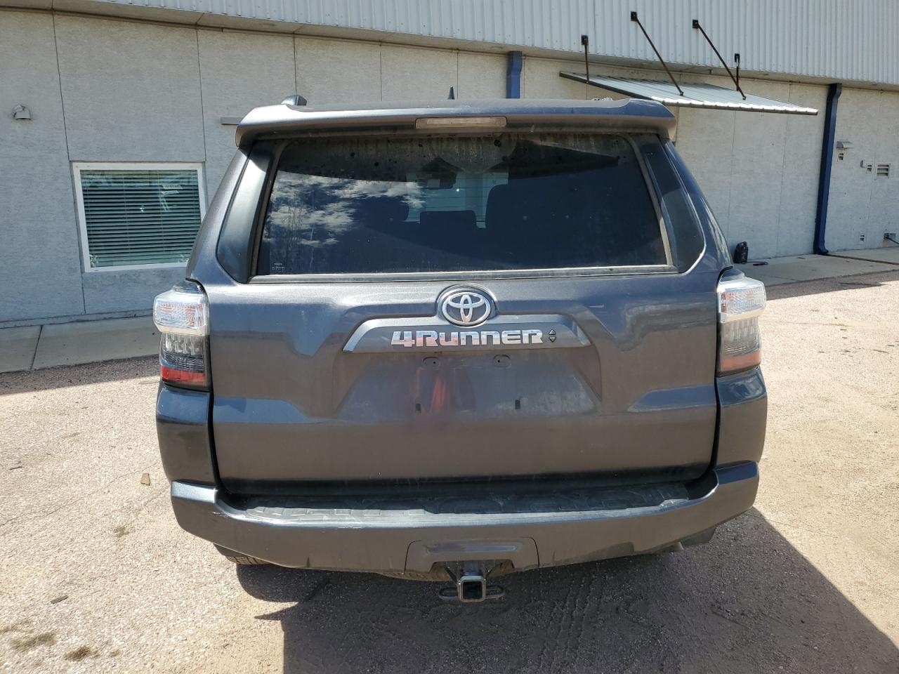 2022 Toyota 4Runner Sr5/Sr5 Premium - Image 6