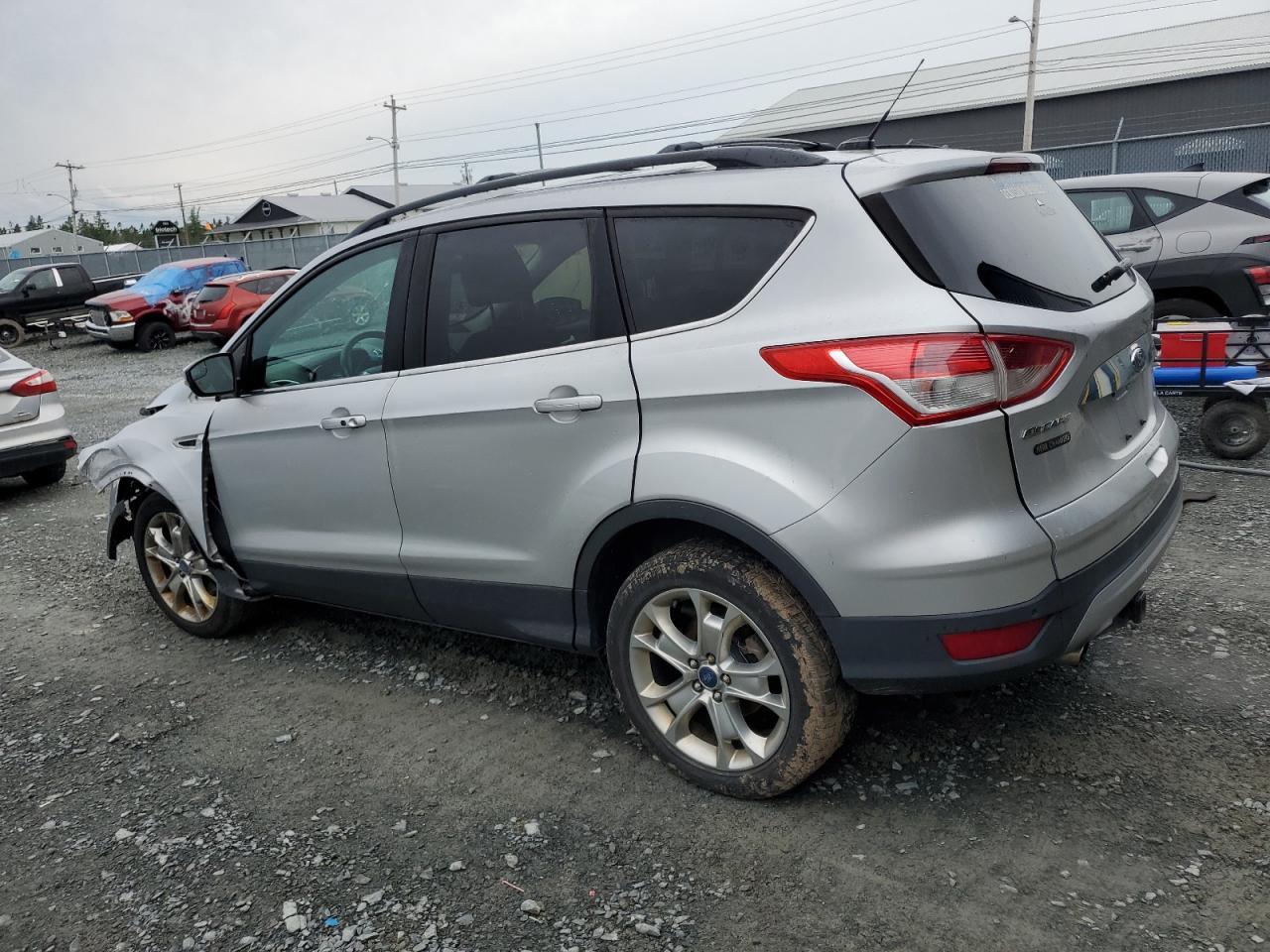2013 Ford Escape Sel - Фото 2