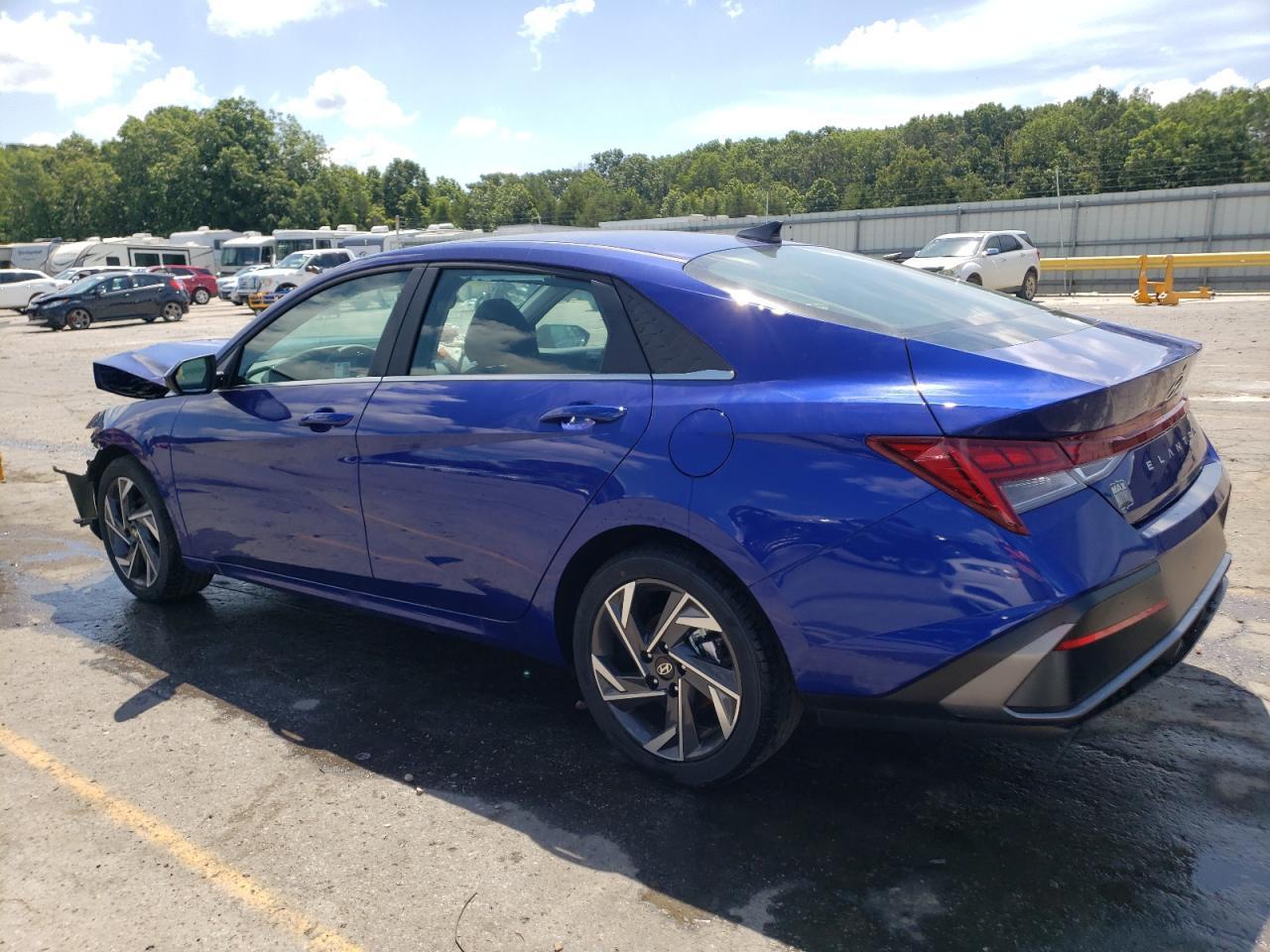 2024 Hyundai Elantra Sel - Image 2