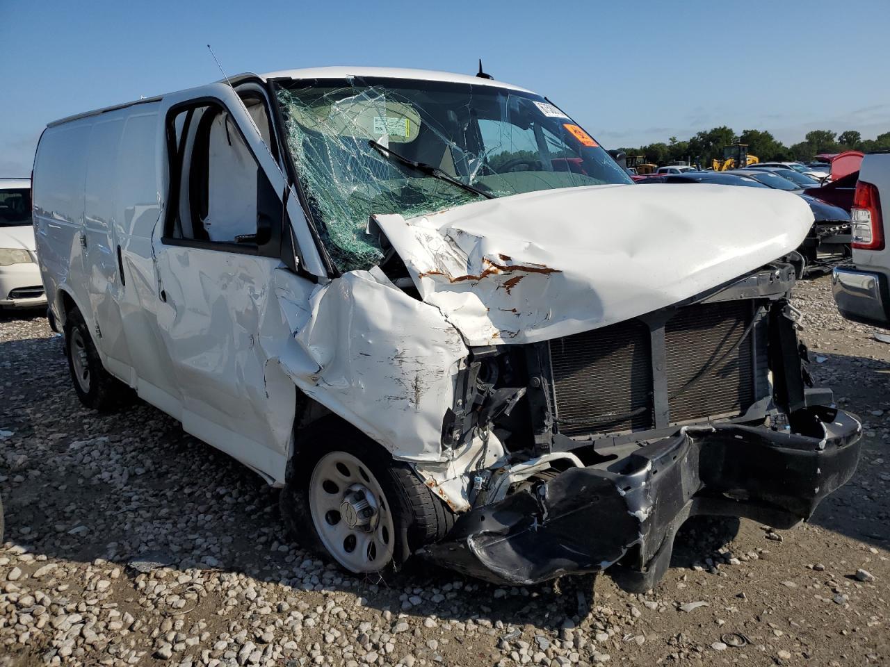 2014 Chevrolet Express G1500 - Image 4