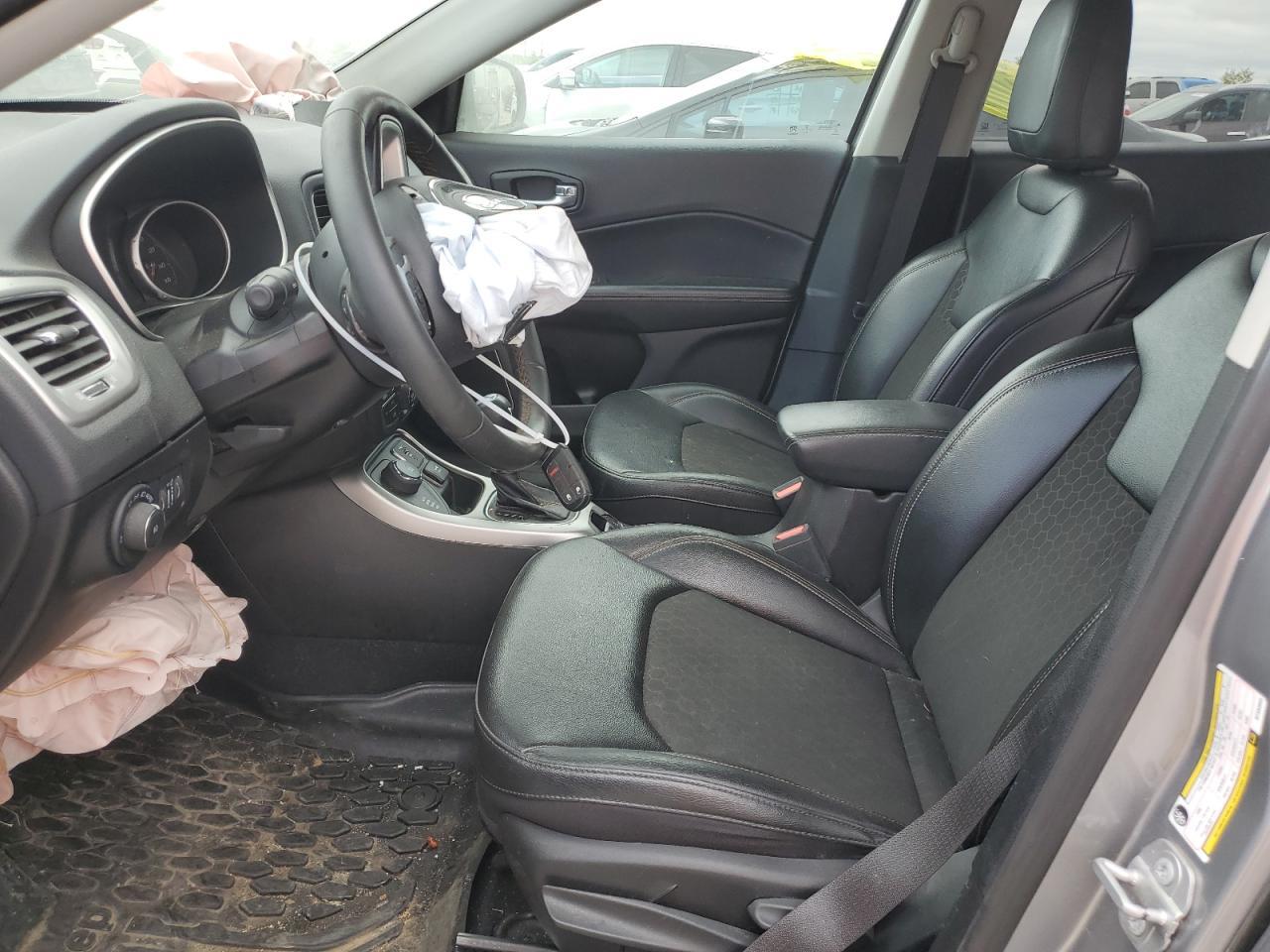 2021 Jeep Compass Latitude - Image 7