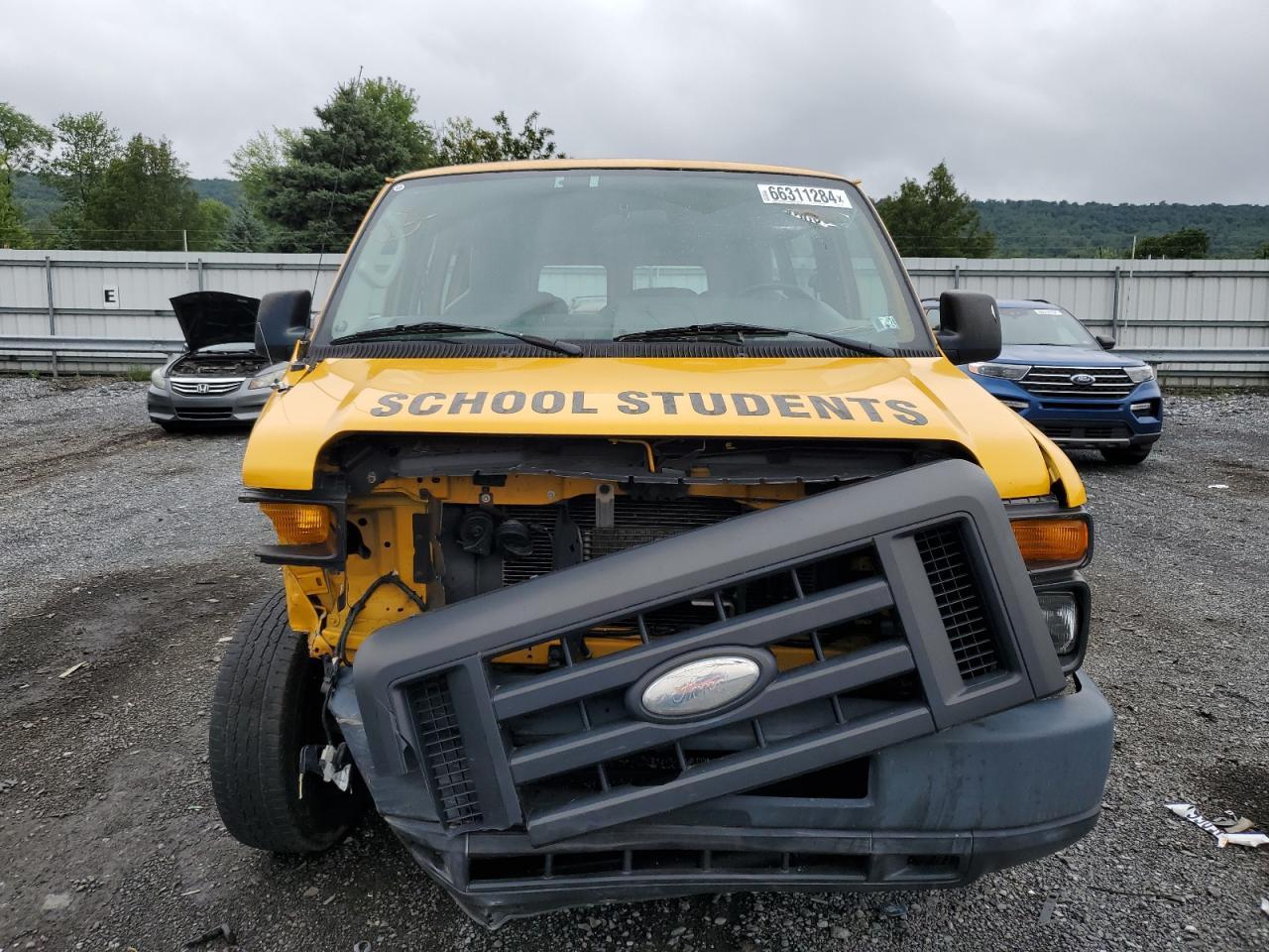 2014 Ford Econoline E150 Van - Фото 5