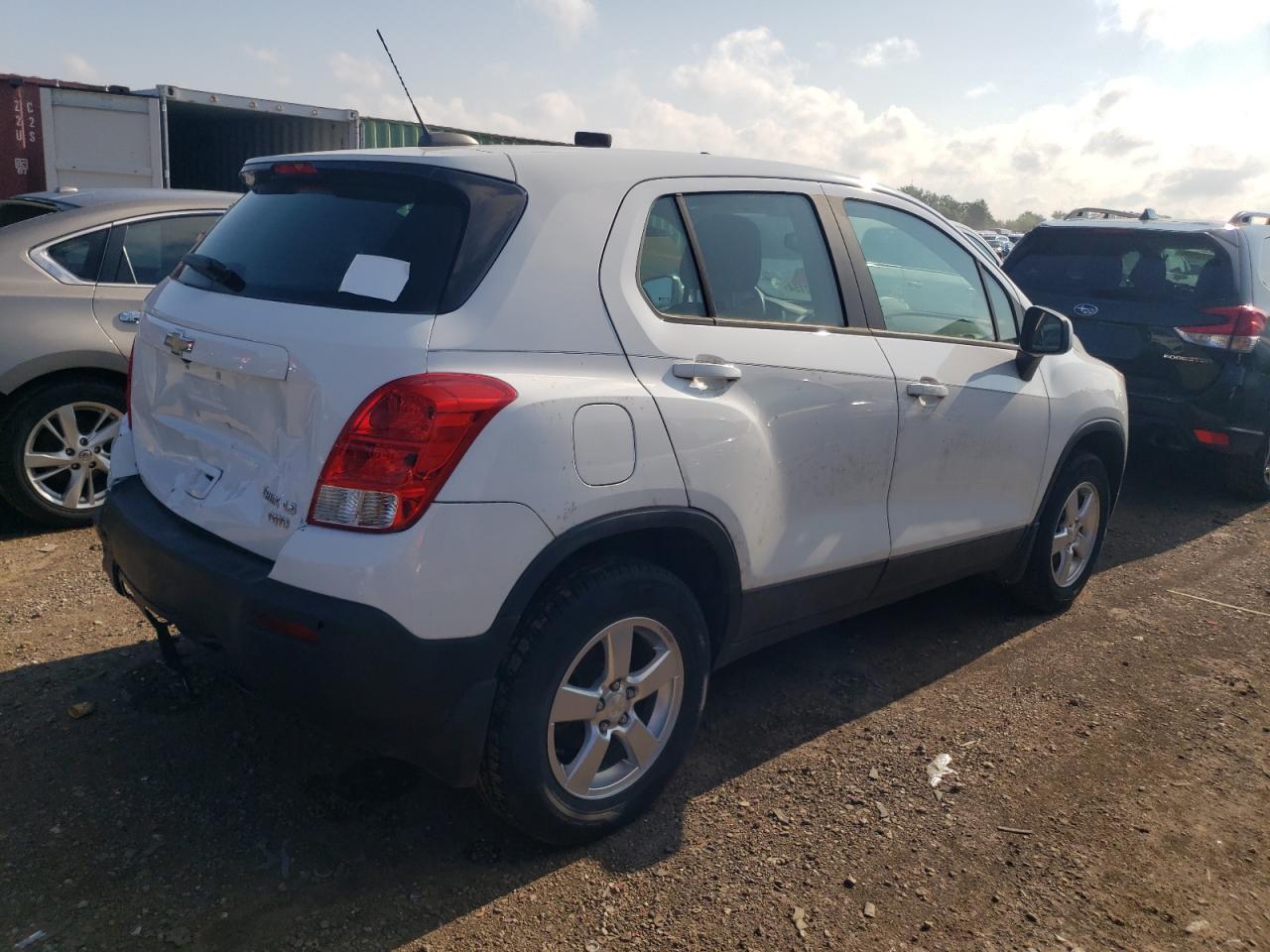 2015 Chevrolet Trax 1Ls - Image 3