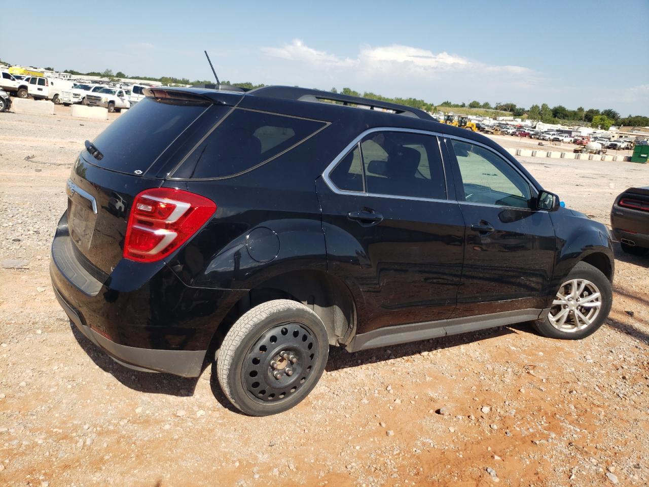 2017 Chevrolet Equinox Lt - Image 3