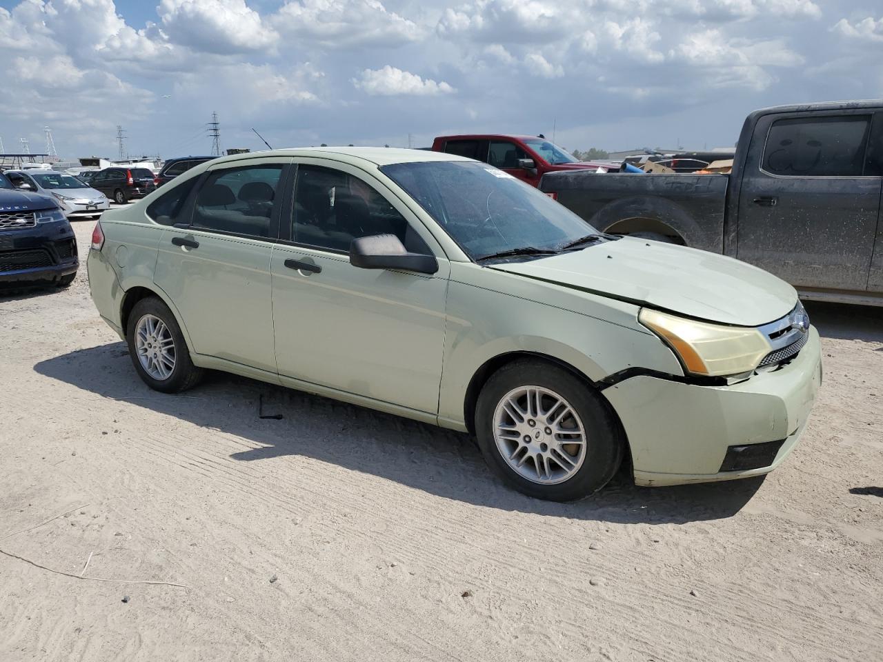 2010 Ford Focus Se - Фото 4