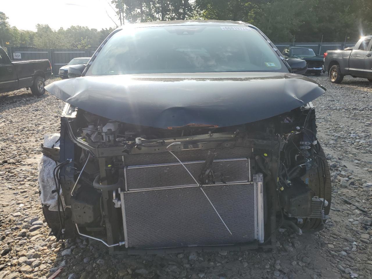 2021 Toyota Sienna Le - Фото 5