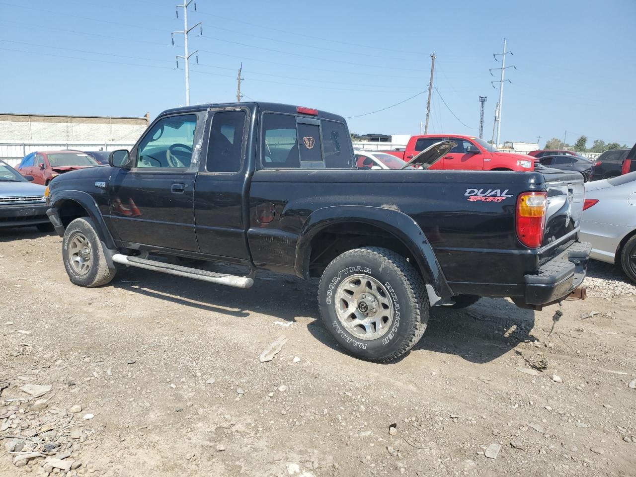 2003 Mazda B4000 Cab Plus - Фото 2