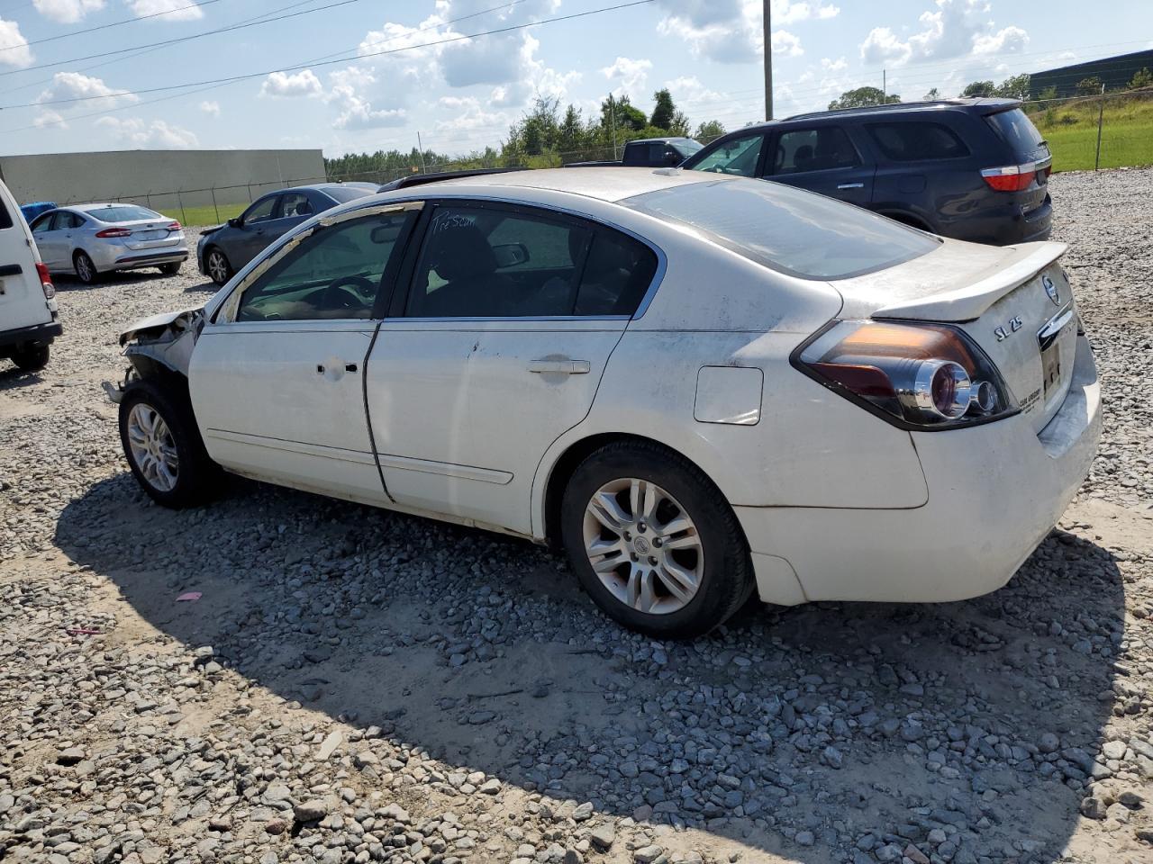 2010 Nissan Altima 2.5 - Image 2