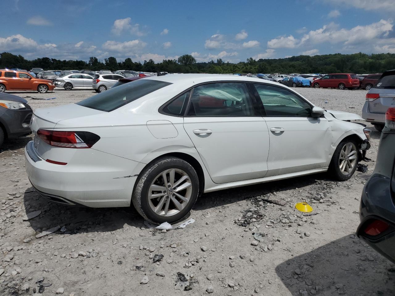 2021 Volkswagen Passat S - Image 3