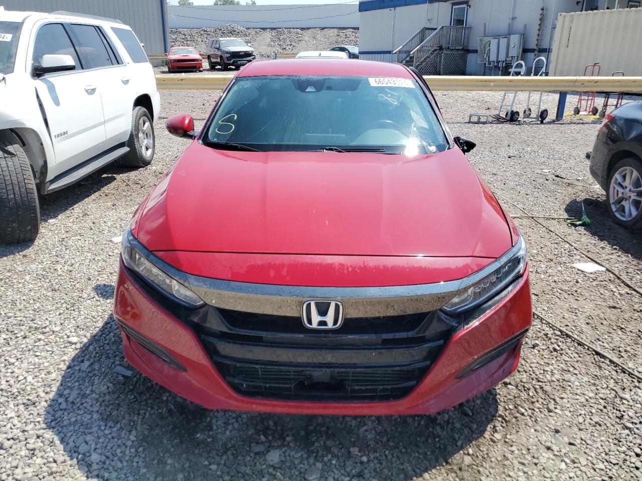 2018 Honda Accord Sport - Image 5