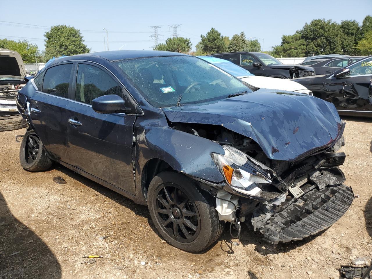 2016 Nissan Sentra S - Фото 4