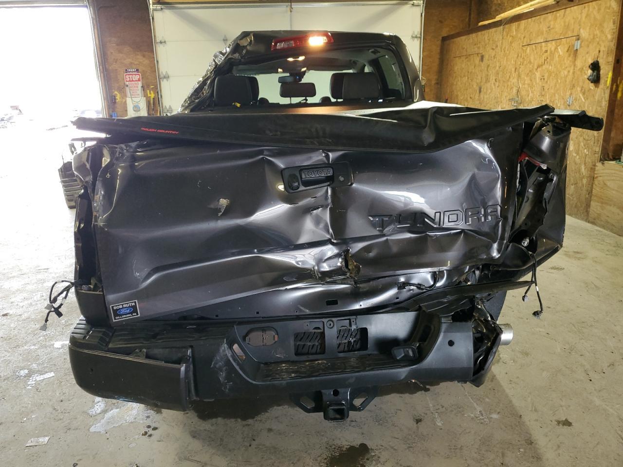 2018 Toyota Tundra Crewmax Limited - Фото 6