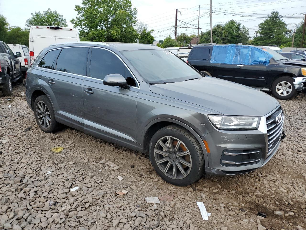2017 Audi Q7 Premium Plus - Image 4