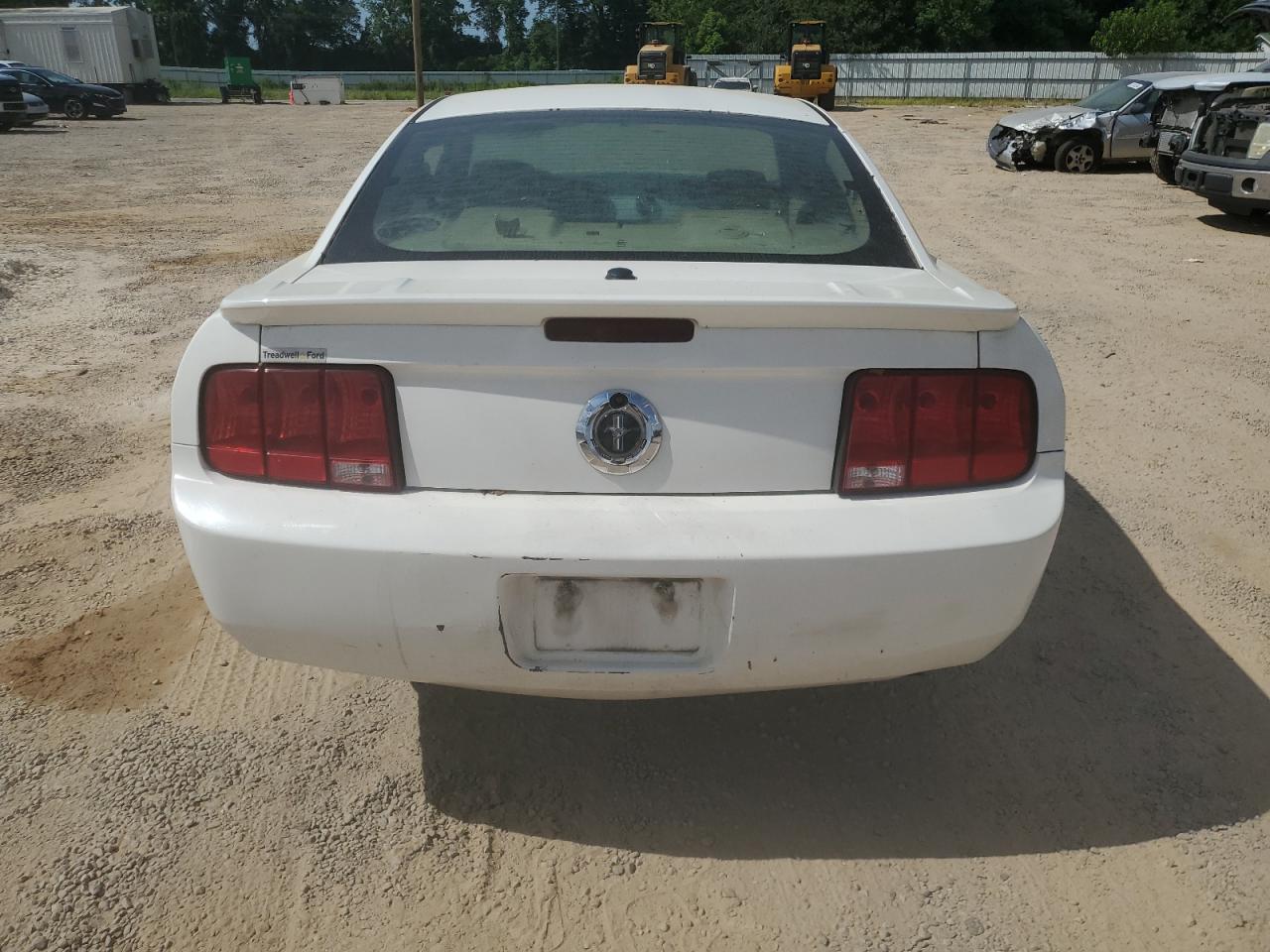 2008 Ford Mustang - Фото 6