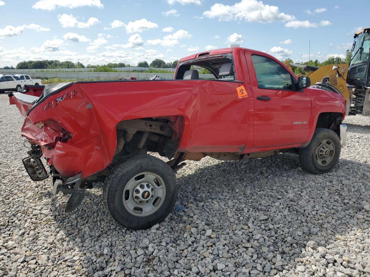 2018 Chevrolet Silverado K2500 Heavy Duty - Image 3
