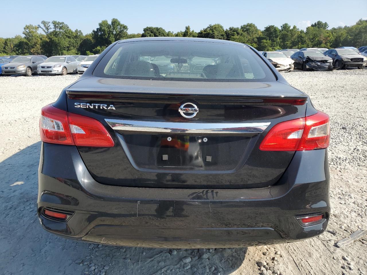 2017 Nissan Sentra S - Фото 6