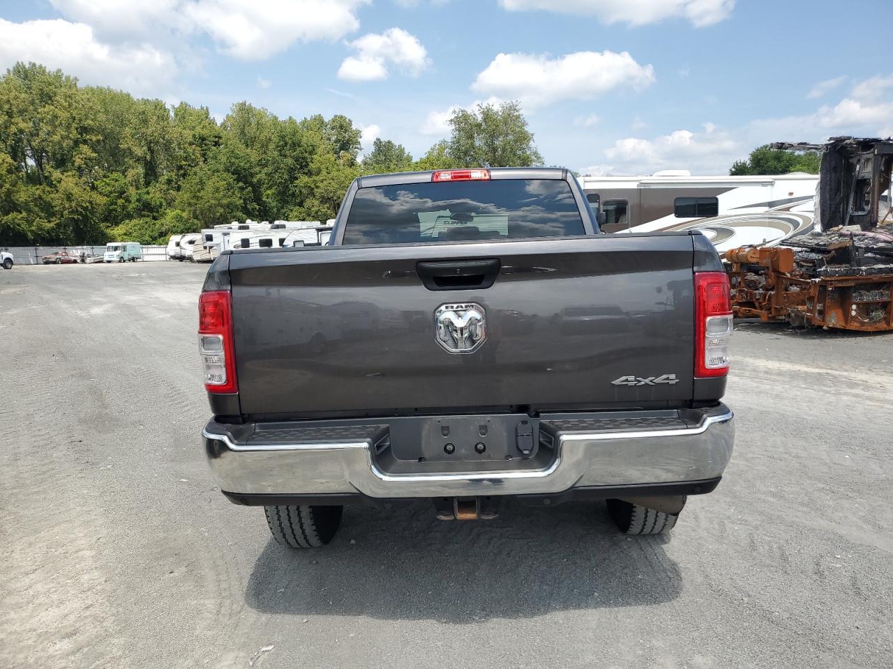 2020 Dodge 2500 - Image 6