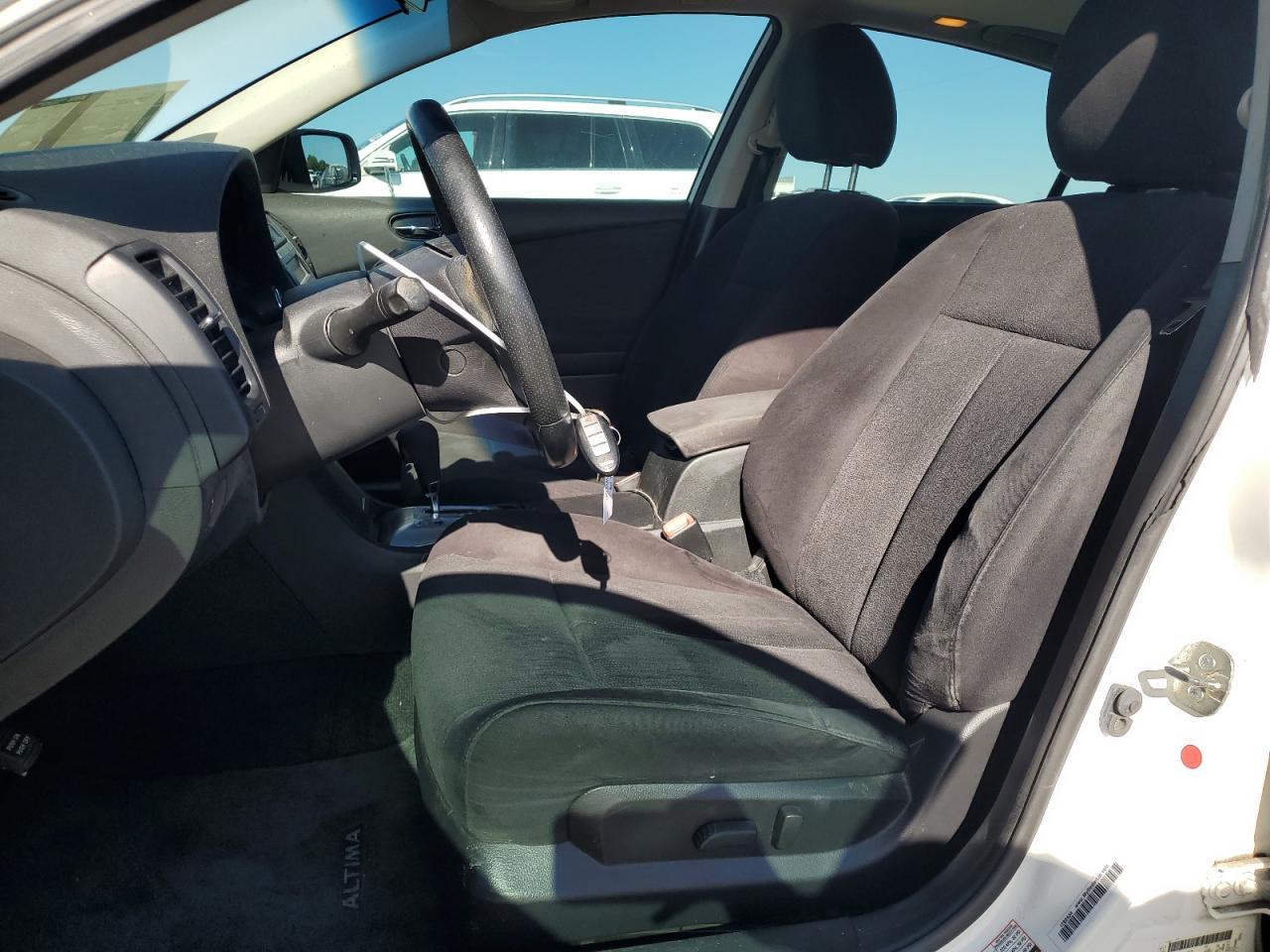 2012 Nissan Altima Base - Фото 7