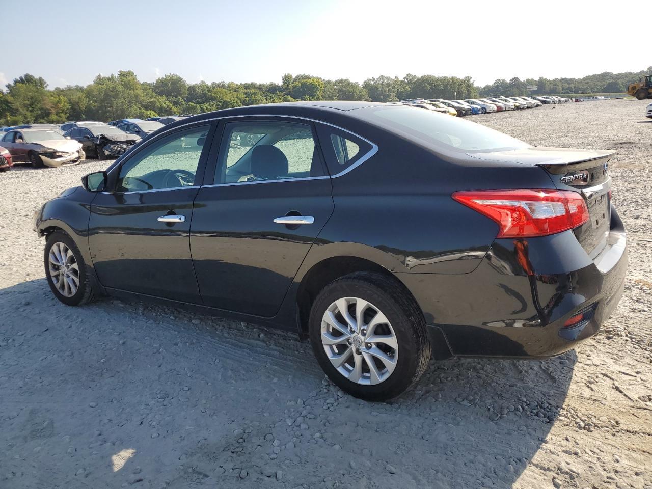 2017 Nissan Sentra S - Фото 2