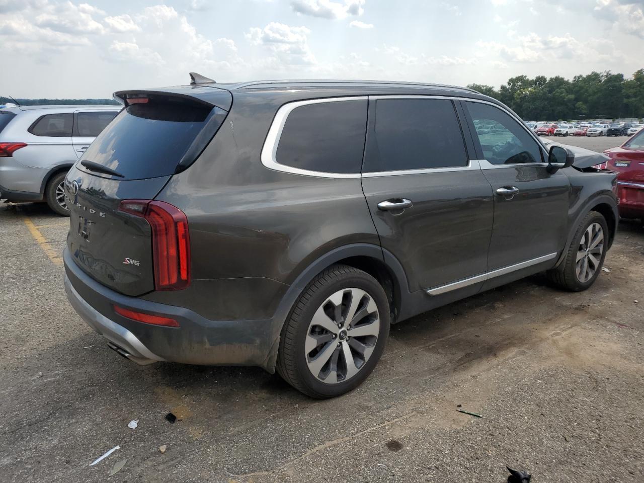 2020 Kia Telluride S - Image 3