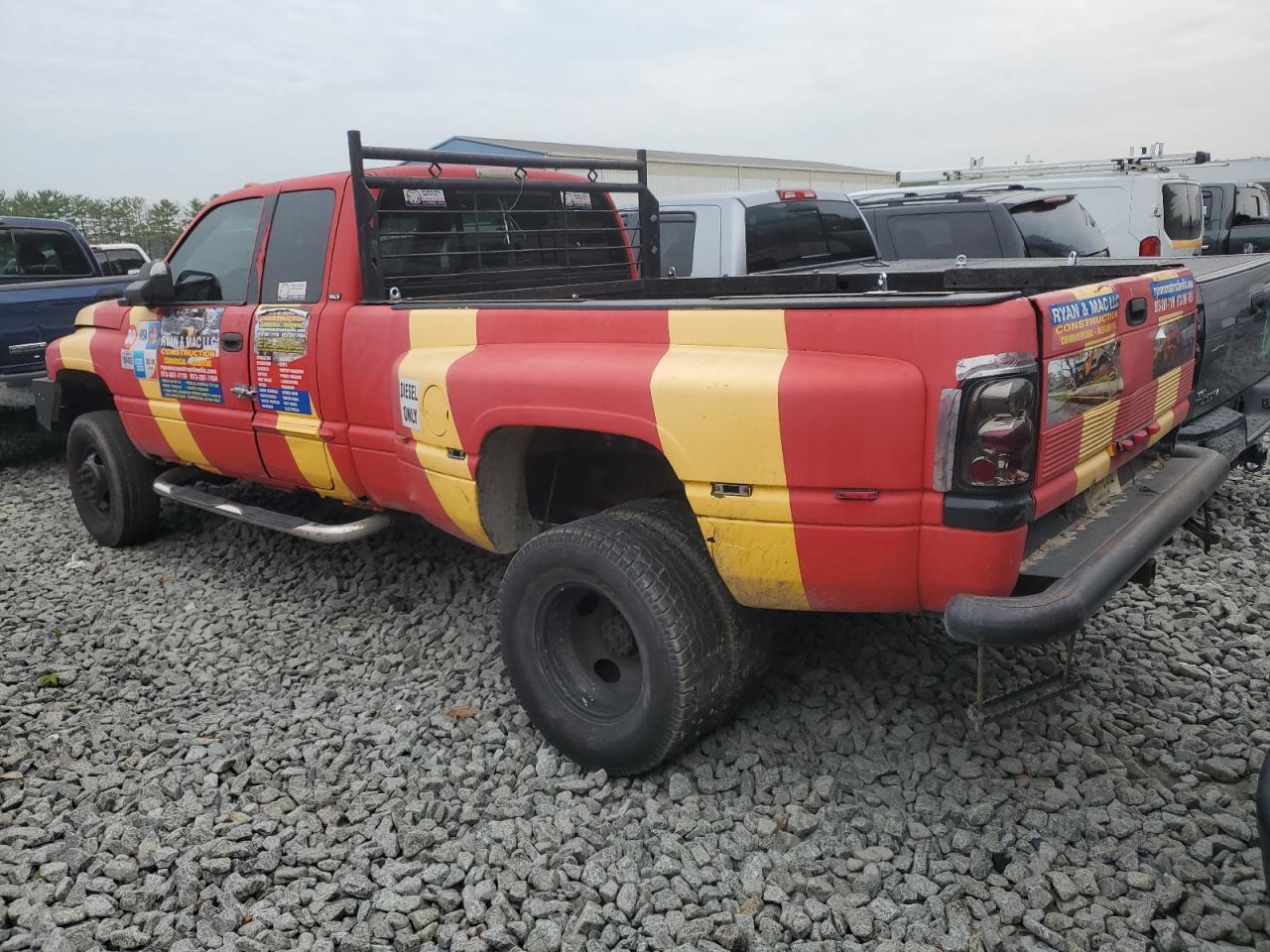 2000 Dodge Ram 3500 - Image 2