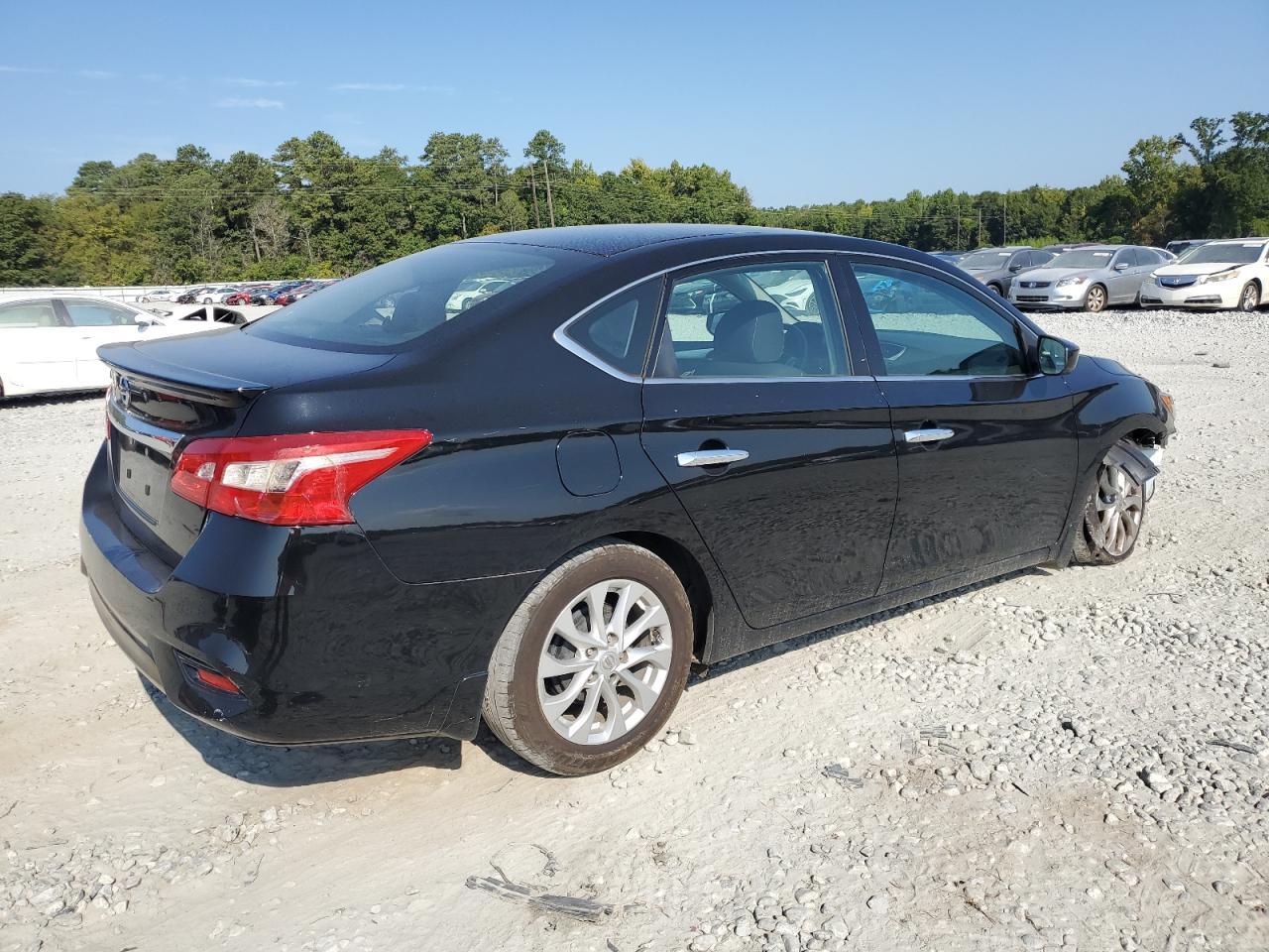 2017 Nissan Sentra S - Фото 3
