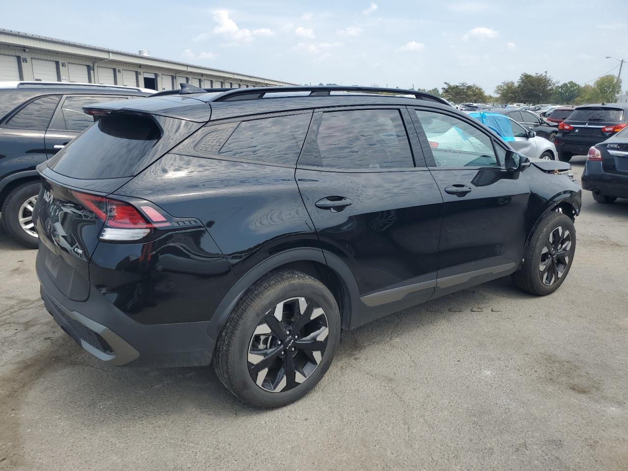 2023 Kia Sportage X Line - Фото 3