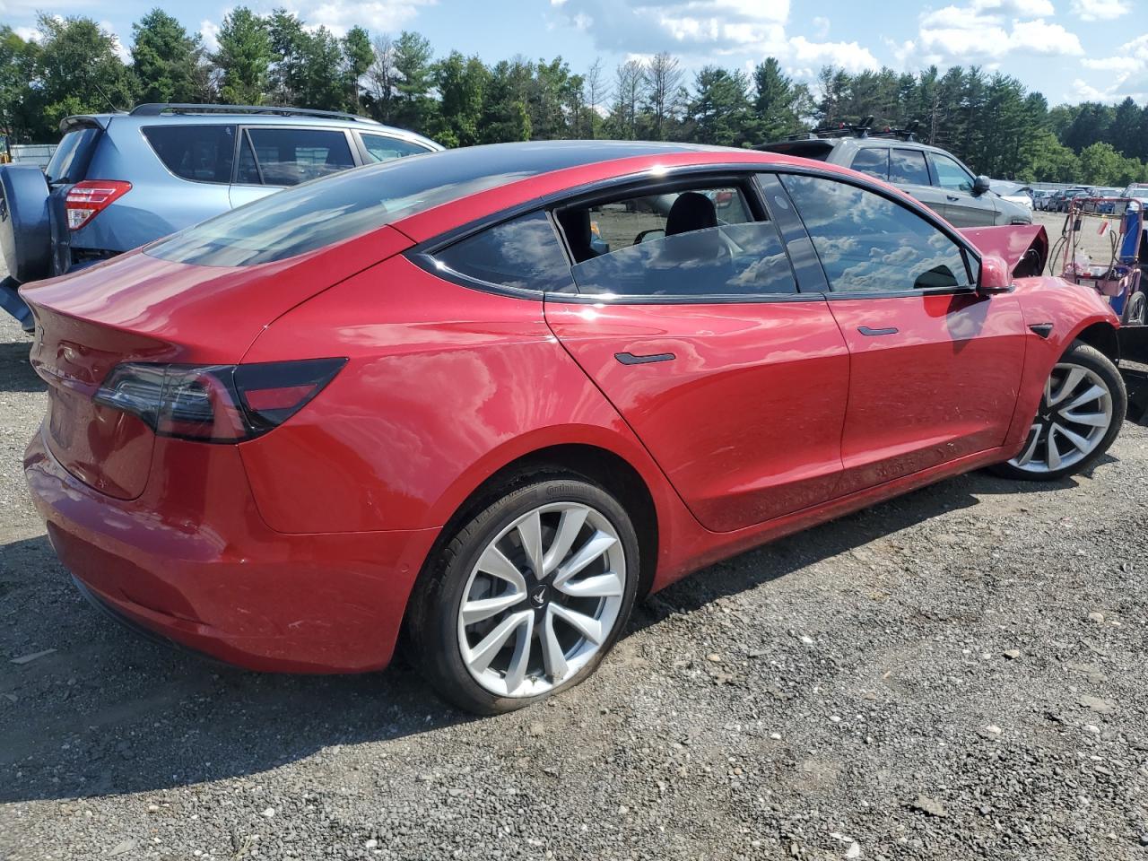 2018 Tesla Model 3 - Image 3