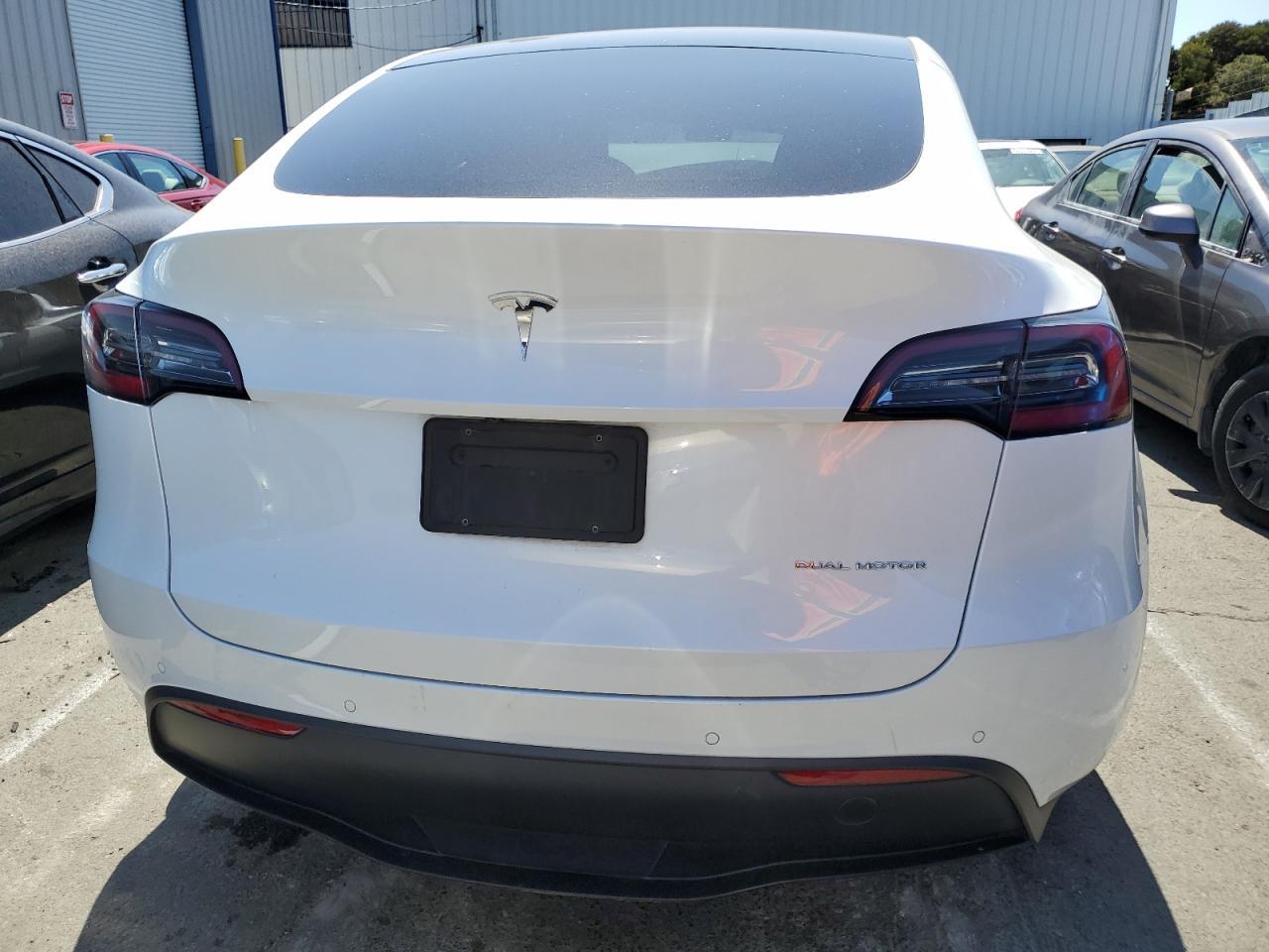 2020 Tesla Model Y - Фото 6