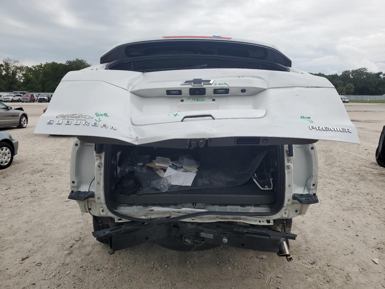 2020 Chevrolet Suburban K1500 Premier - Image 6
