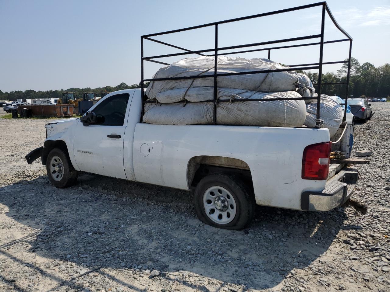 2013 Chevrolet Silverado C1500 - Image 2