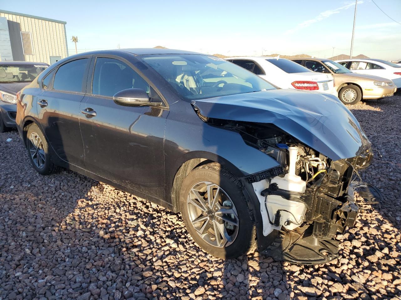 2023 Kia Forte Lx - Фото 4